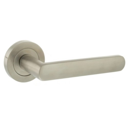 CAROLINA LEVER HANDLE ON ROUND ROSE